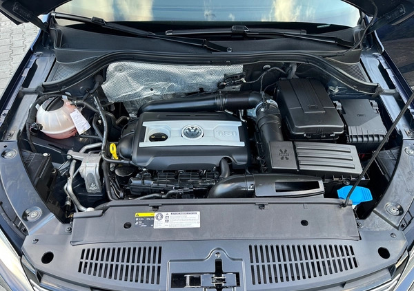 Volkswagen Tiguan cena 65800 przebieg: 82500, rok produkcji 2015 z Zwoleń małe 742